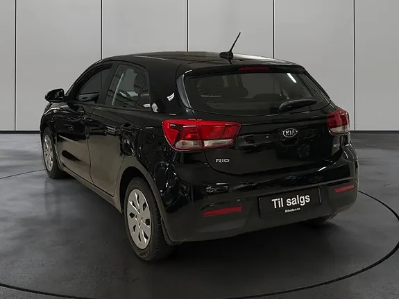 Kia Rio 2017 photo 3