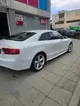 Audi A5 2010 photo 5