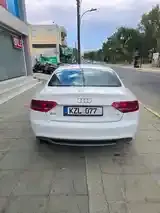 Audi A5 2010 photo 4