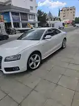 Audi A5 2010 photo 3