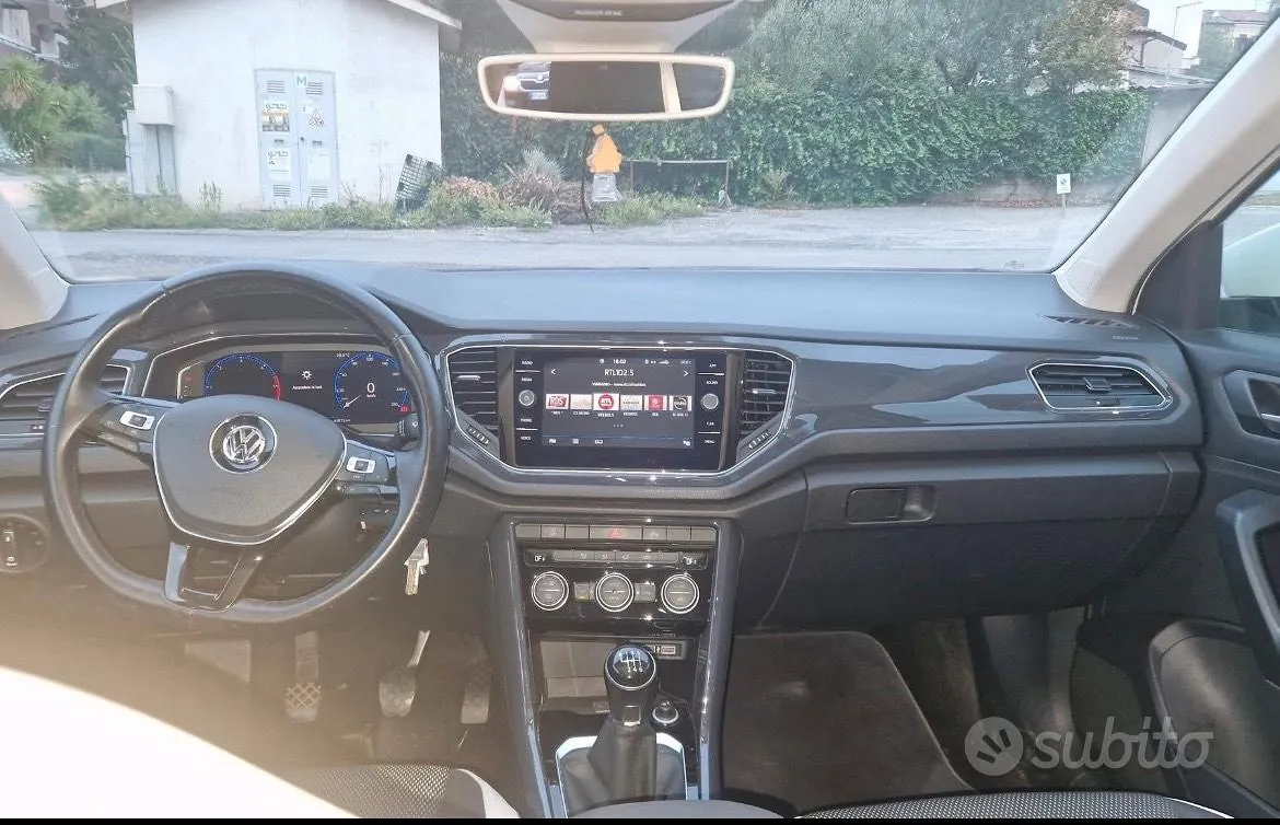 Volkswagen T-Roc 2019 photo 5