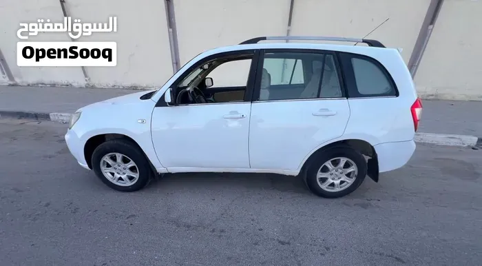 Chery Tiggo 3 2013 photo 2