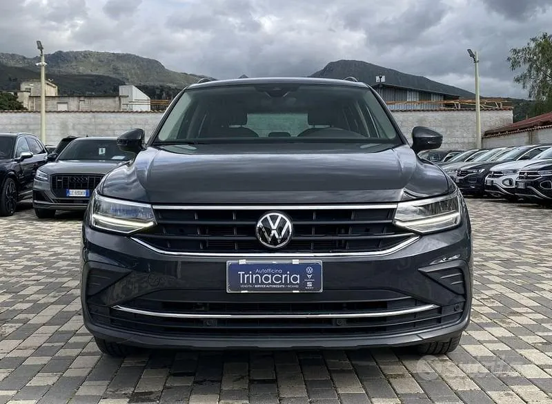 Volkswagen Tiguan 2022 photo 3