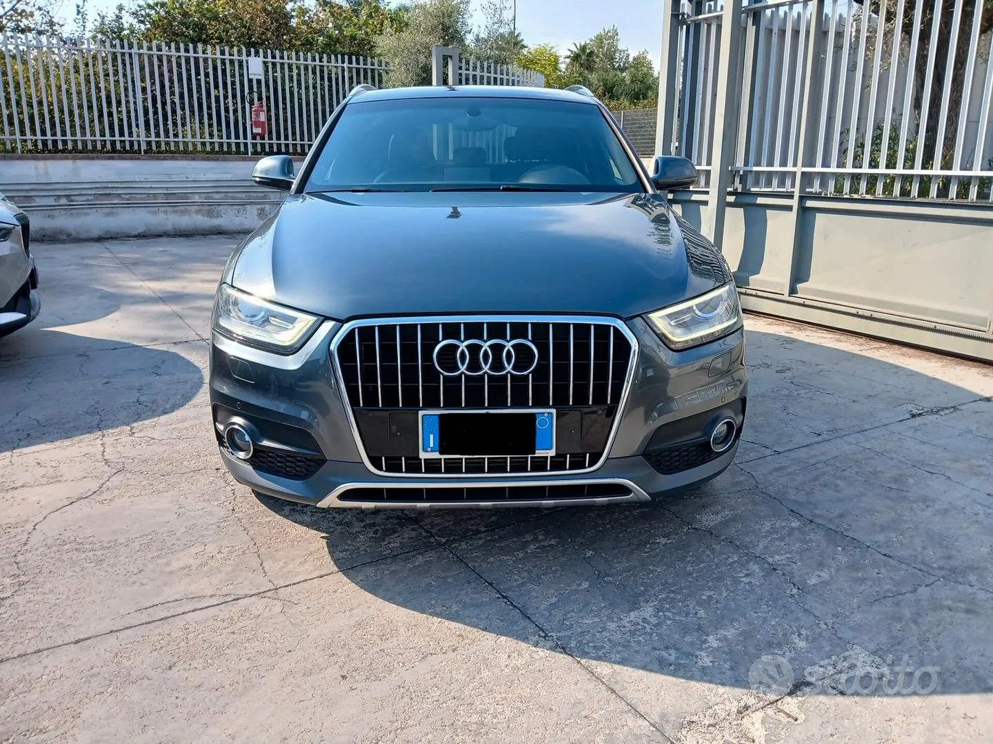 Audi Q3 2014 photo 2