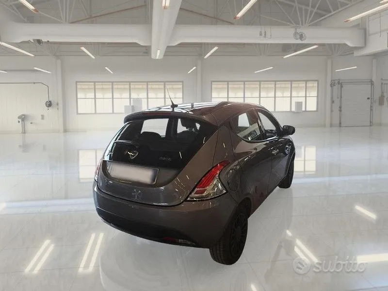 Lancia Ypsilon 2022 photo 4