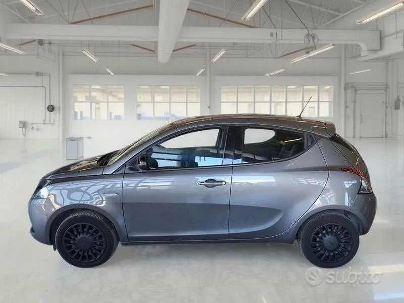Lancia Ypsilon 2022 photo 5