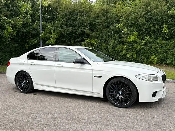 BMW 530D 2010 photo 3