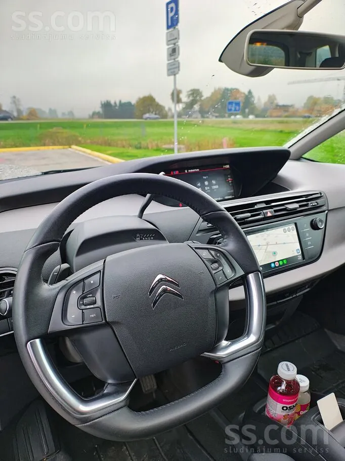 Volkswagen Touran 2019 photo 5