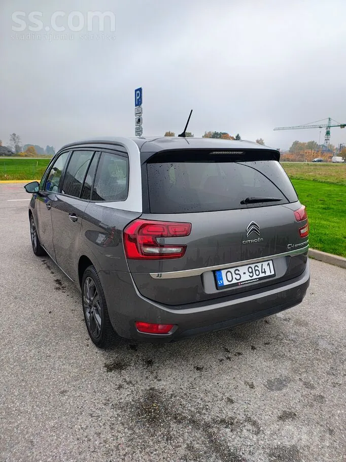Volkswagen Touran 2019 photo 4