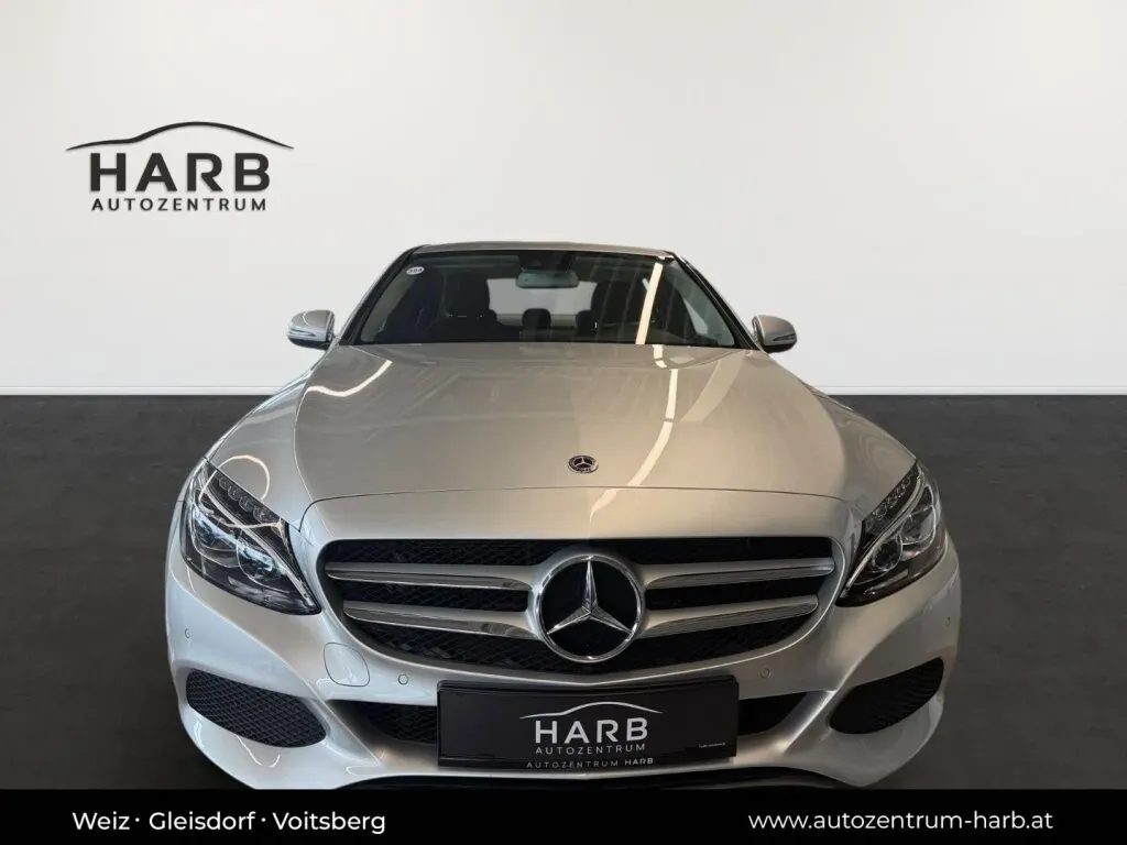 Mercedes-Benz C-Class 2018 photo 3
