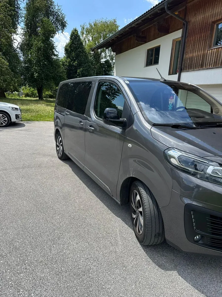 Citroen Spacetourer 2022 photo 2