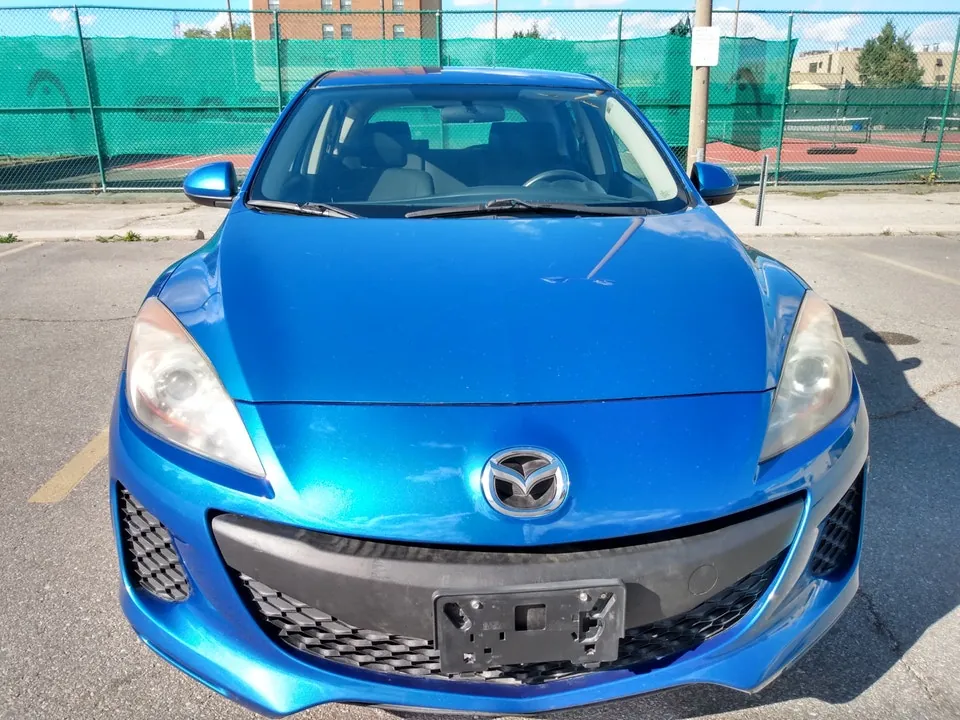 Mazda 3 2013 photo 2
