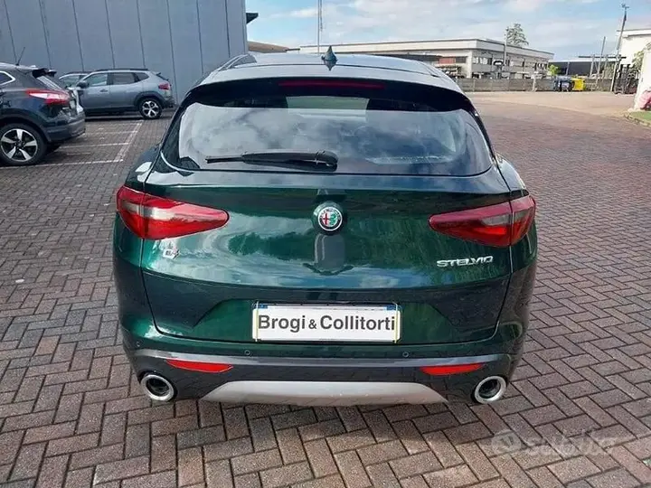 Alfa Romeo Stelvio 2021 photo 5