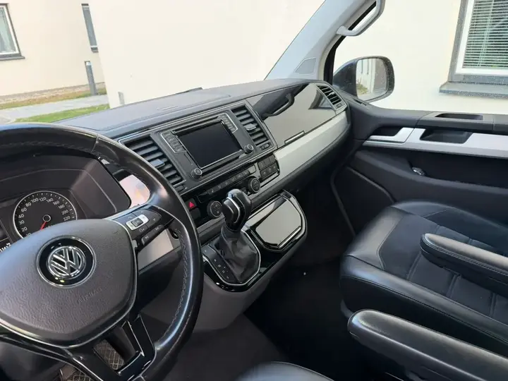 Volkswagen Multivan 2019 photo 2