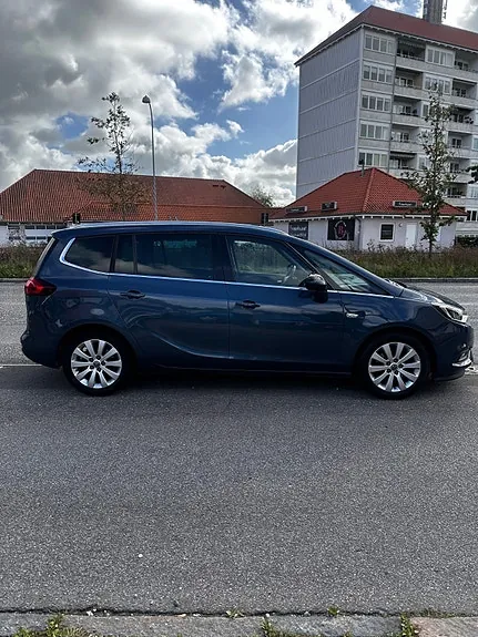 Opel Zafira Tourer 2017 photo 5