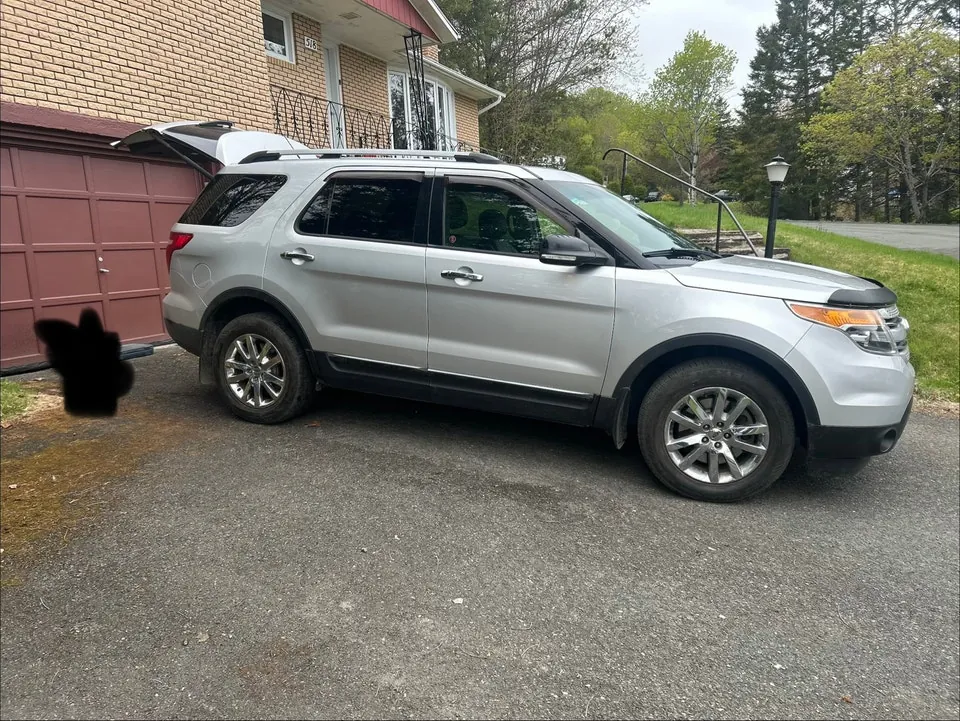 Ford Explorer 2015 photo 2