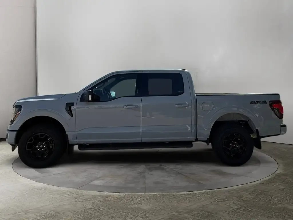 Ford F-150 2026 photo 2