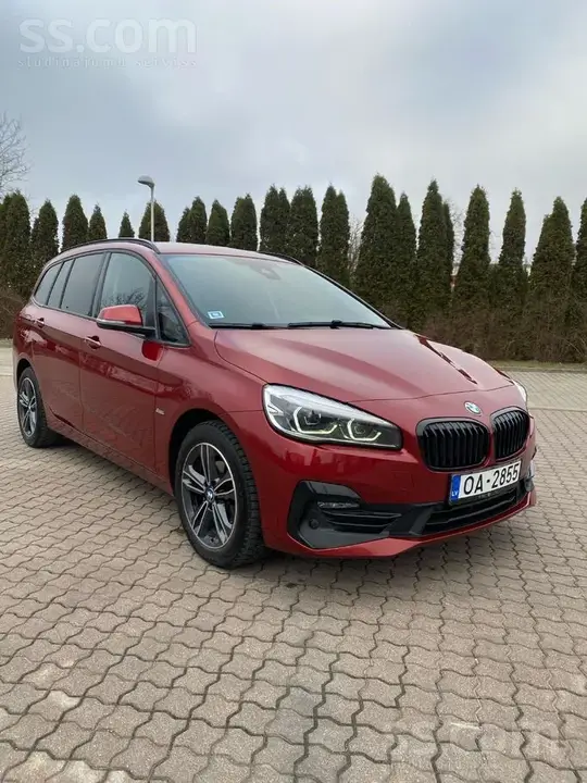 BMW Gran Tourer 2018 photo 2