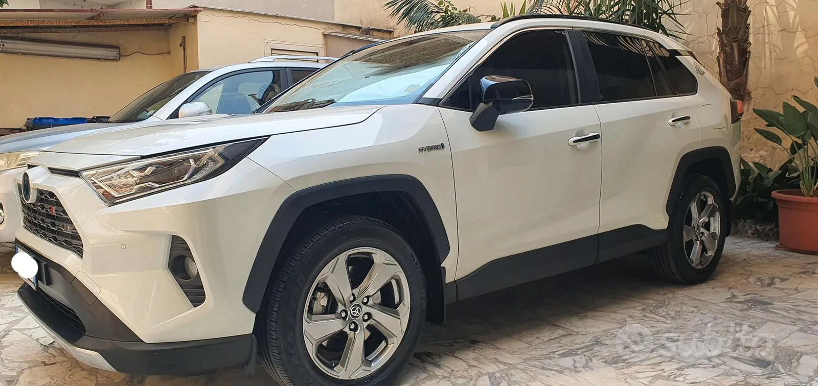 Toyota Rav4 2021 photo 2
