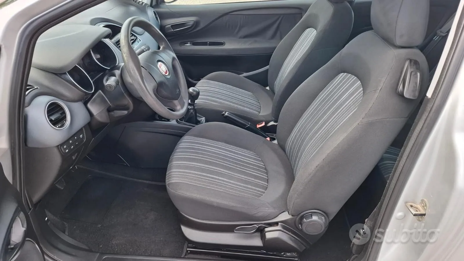 Fiat Punto Evo 2010 photo 5