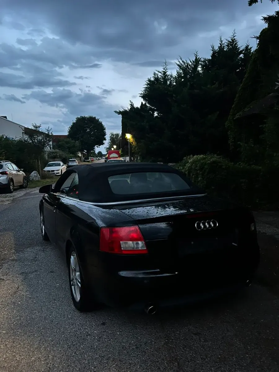 Audi A4 2003 photo 3