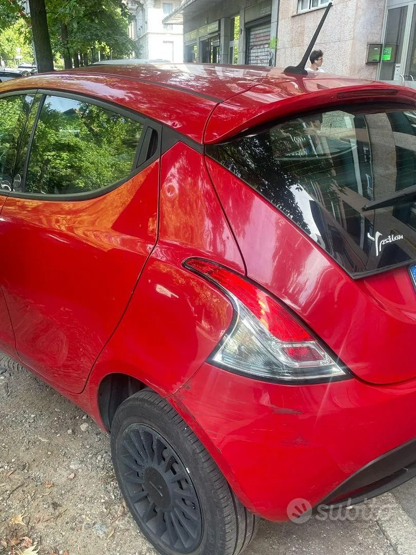 Lancia Ypsilon 2021 photo 3