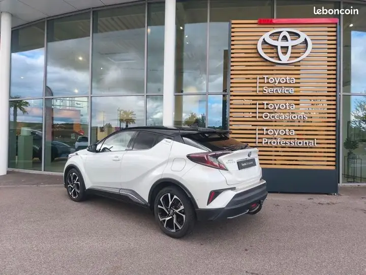 Toyota C-Hr 2019 photo 3