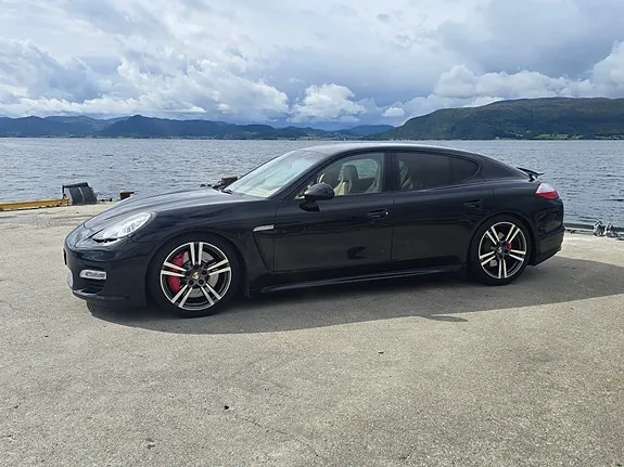 Porsche Panamera Turbo S 2012 photo 5