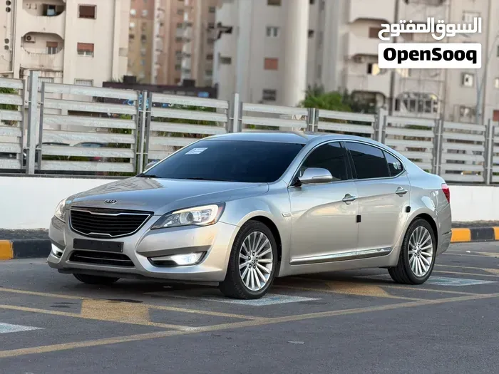 Kia Cadenza 2012 photo 4