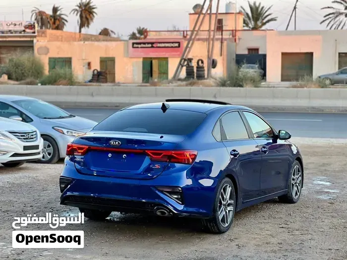 Kia Forte 2019 photo 4