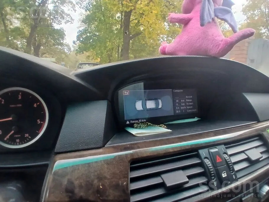 BMW E60 2004 photo 3