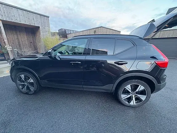 Volvo Xc40 2023 photo 4