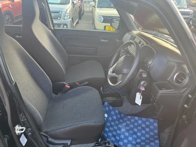 Suzuki Altis
