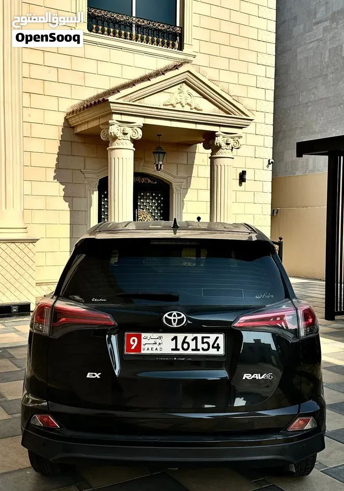 Toyota Rav 4 2018 photo 2