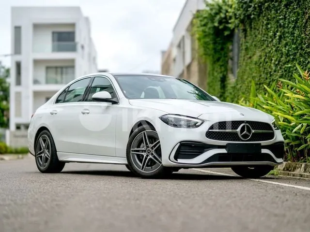 Mercedes-Benz C200