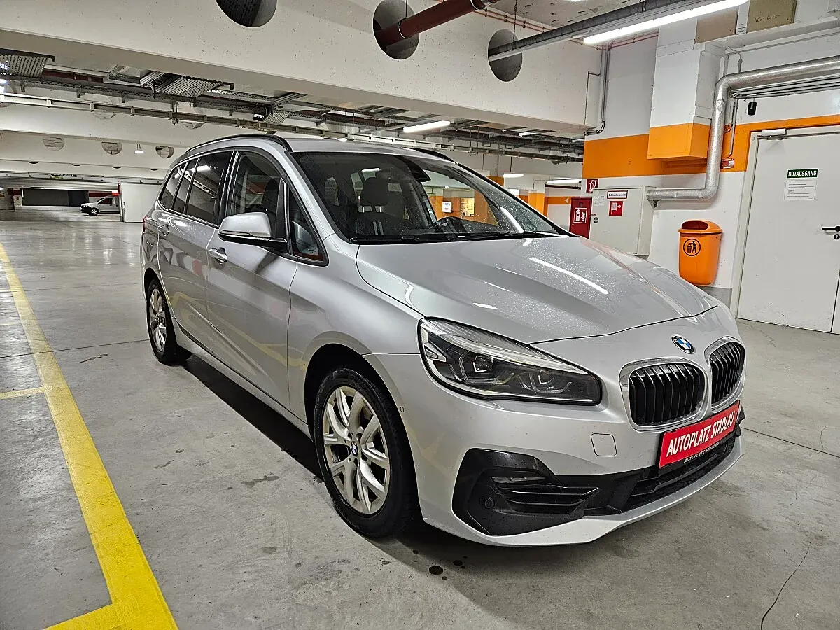 BMW 2 Series 2021 photo 2