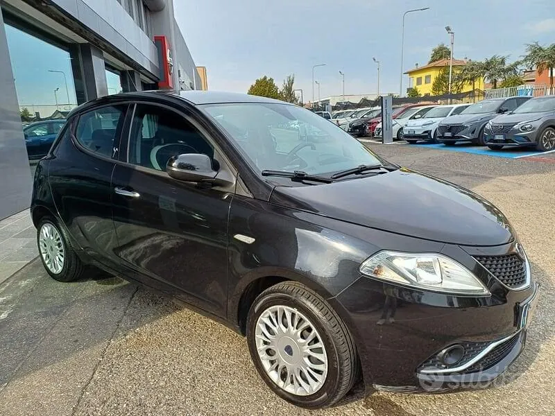 Lancia Ypsilon 2016 photo 5
