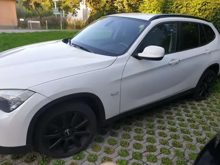 BMW X1 2010 photo 2