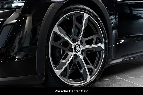 Porsche Taycan 2023 photo 3