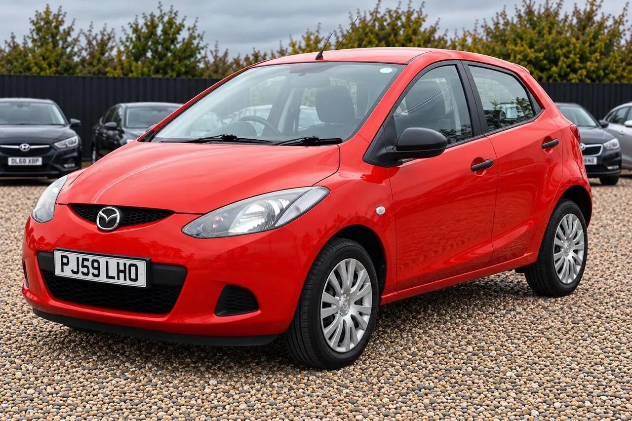 Mazda Mazda2 2009 photo 5