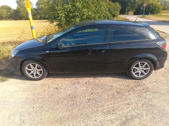 Opel Astra Gtc