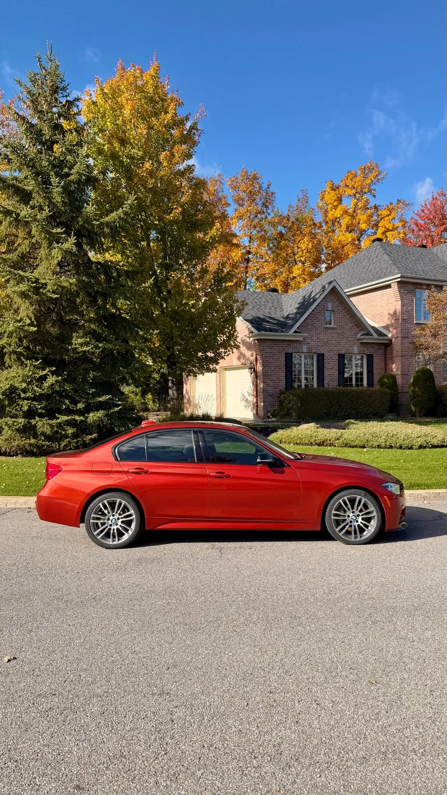 BMW 330I 2018 photo 3