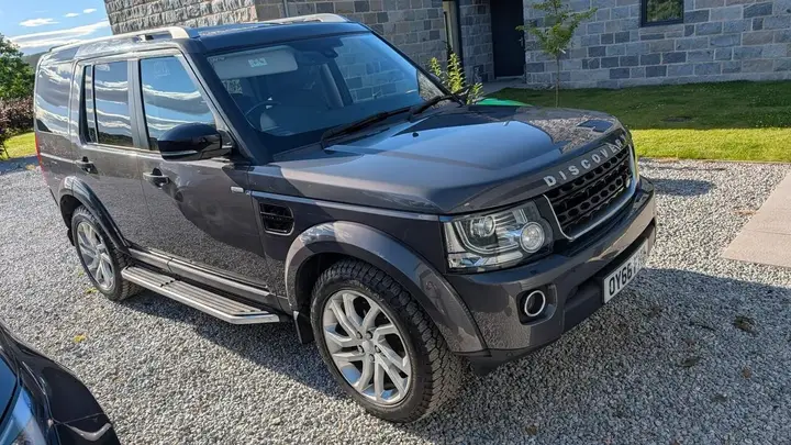 Land Rover Discovery 4