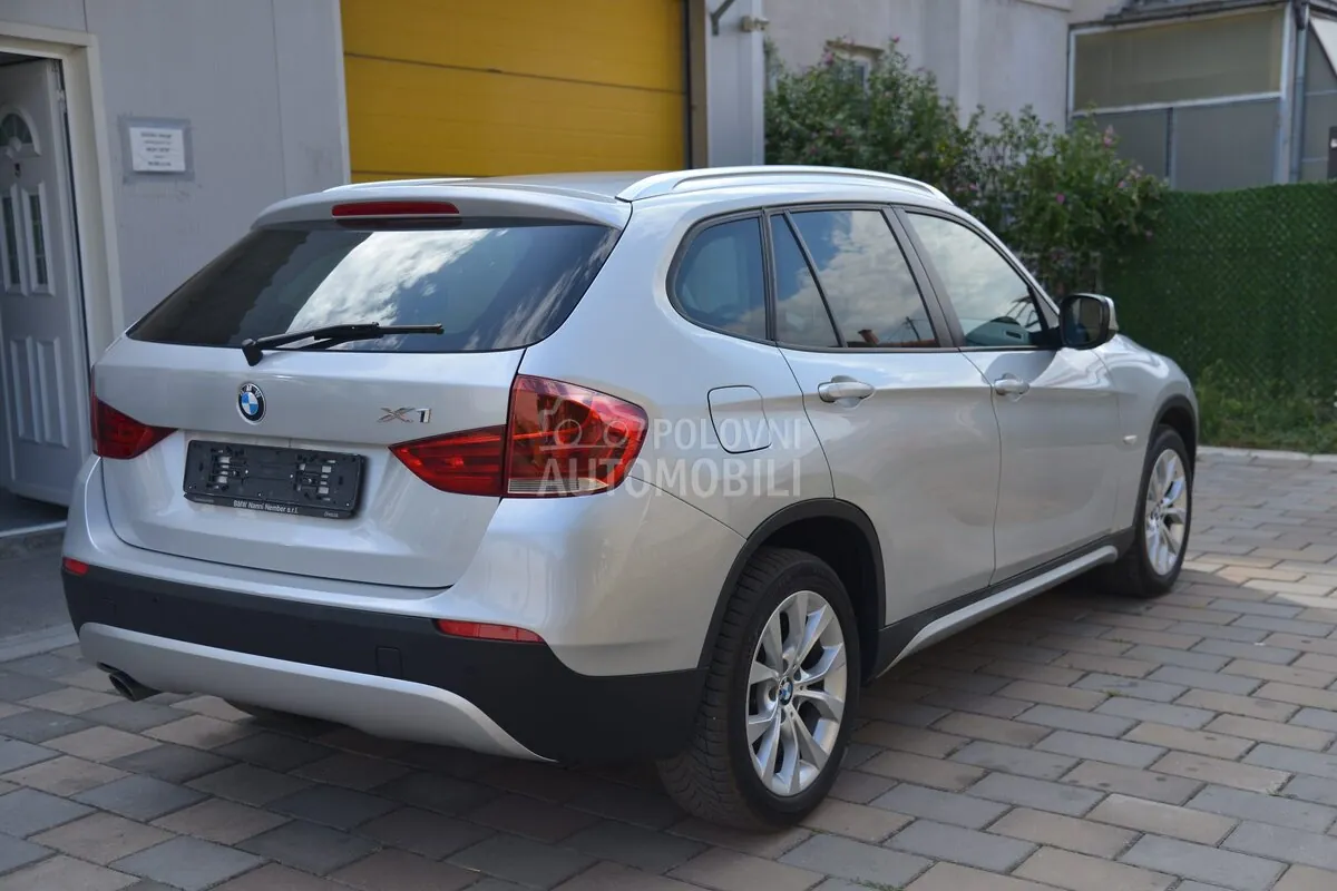 BMW X1 2012 photo 4