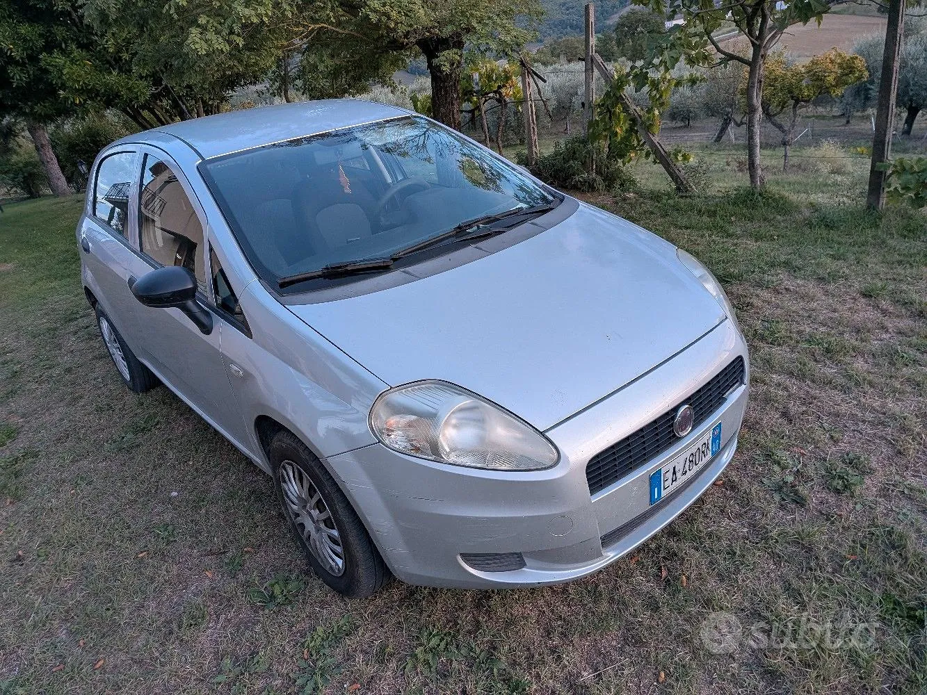Fiat Grande Punto 2010 photo 3
