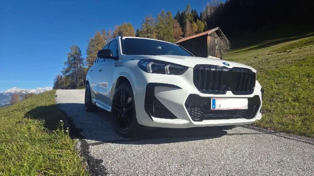 BMW X1 2023 photo 2
