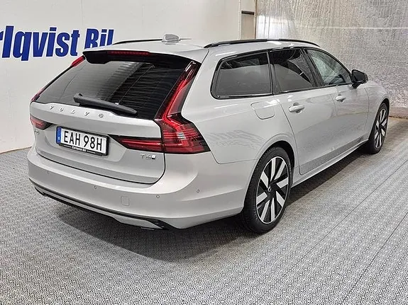 Volvo V90 2026 photo 4