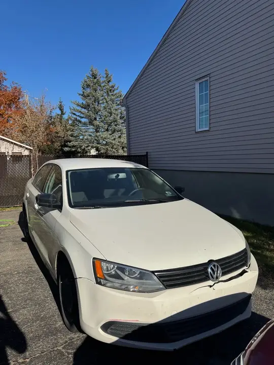 Volkswagen Jetta 2013 photo 3