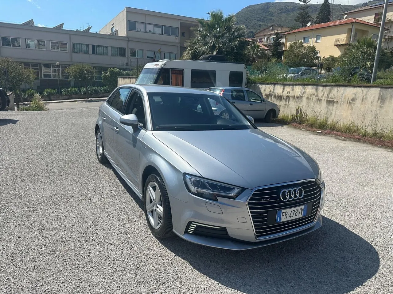 Audi A3 2018 photo 2