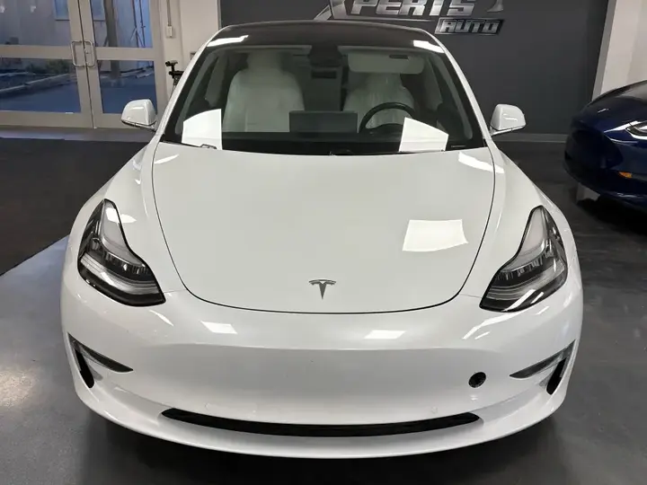 Tesla Model 3 2018 photo 3